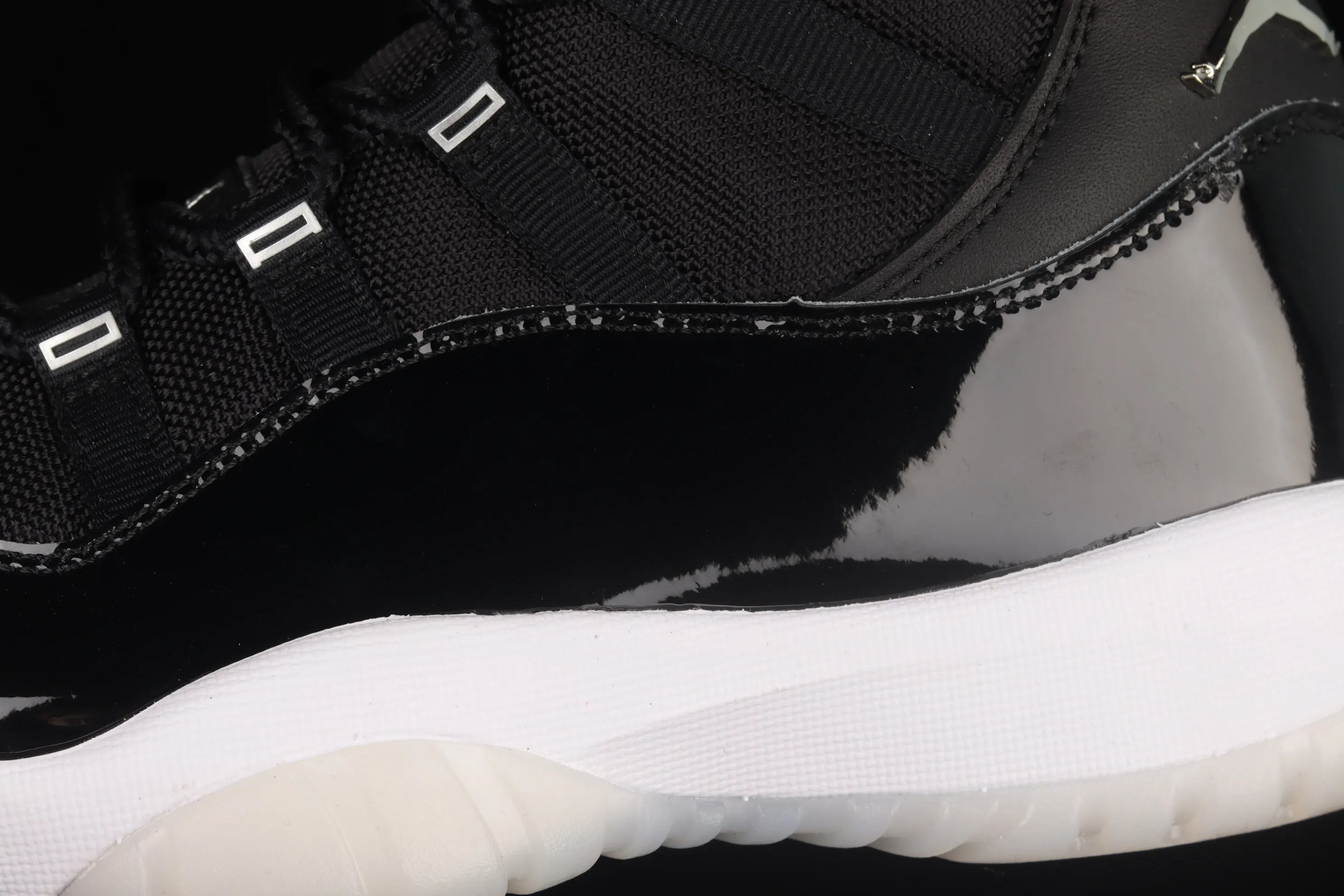 All categories Air Jordan Jordan series basketball shoes Air Jordan 11 F version Air Jordan 11 "25th Anniversary" AJ11 Joe 11 Devil II genuine standard genuine carbon CT8012-011